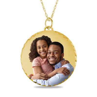 Diamond Cut Photo Round Pendant in 10k Yellow Gold